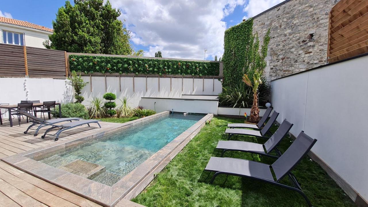Villa Nc30 , Chambres Privatives Deluxe 라로셸 외부 사진